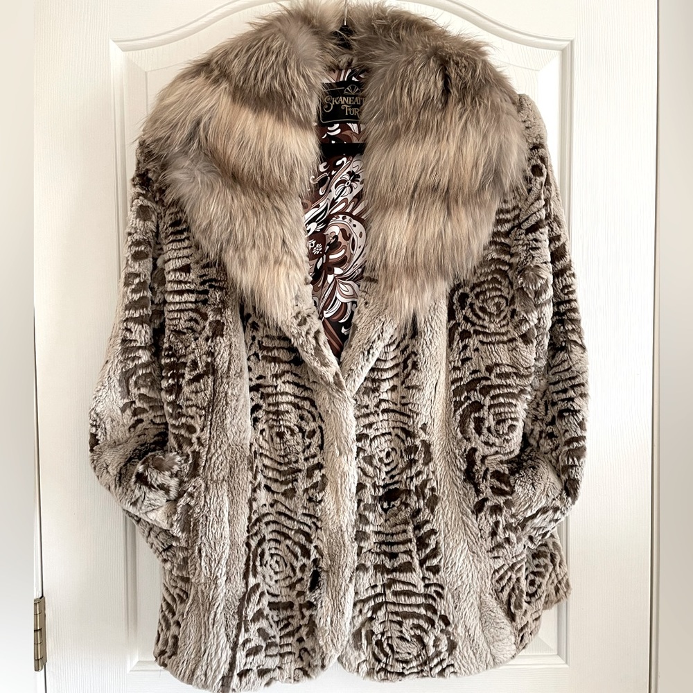 Stunning!💎sheared beaver&fox fur collar    jacket✨vintage✨but looks brand new!